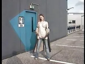 Bustyレズビアン愛へ持っています足礼 ...