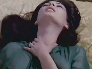 公園で見られる三つのレズビアン 女性 の ...