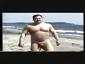 コーチWheheatonはトランクの若い ...