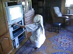 ピンクのパンティーで体操選手の時計gym ...