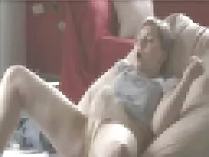 金髪妻と妻のハメ撮りを見るアヒル エッチ ...